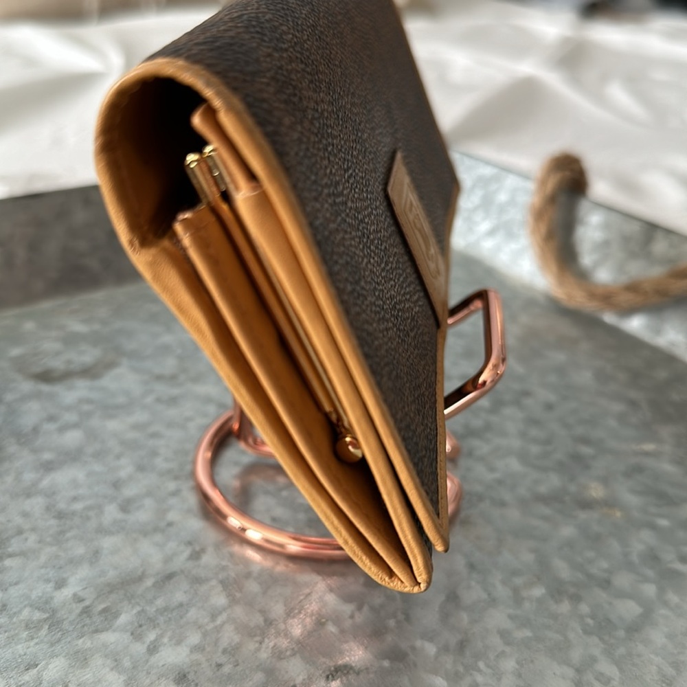 Celine Wallet - Picture 4 of 14